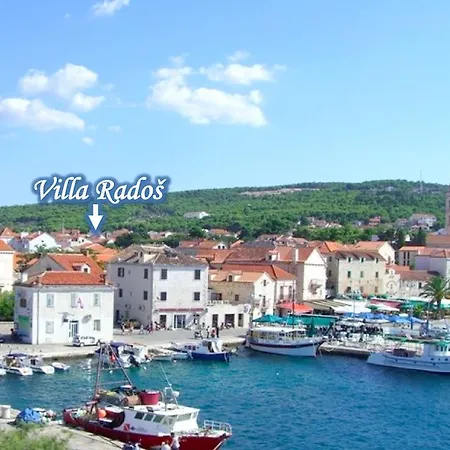 Apartman Rados - 4 Sterne, 3 Fuer Maximal 18 Gaeste